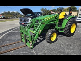 2022 JOHN DEERE 4044R  